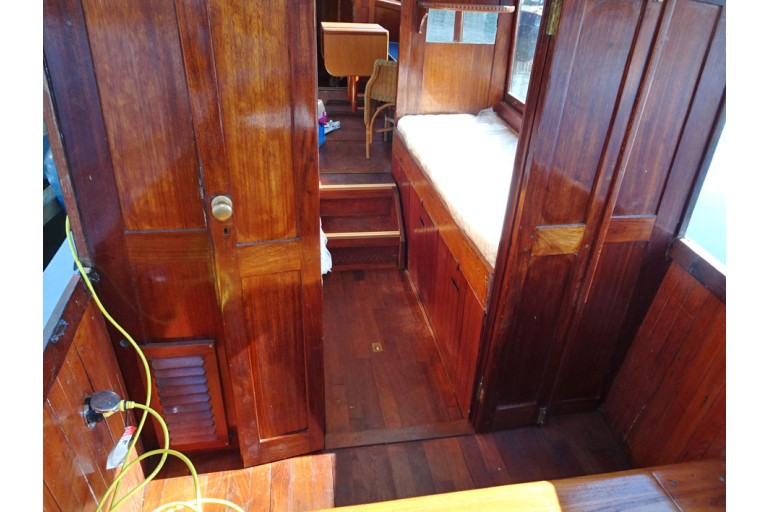 Classic Motor yacht 11.20