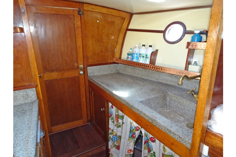 Bakdeksalonkruiser 11.20