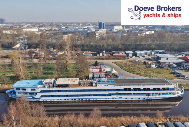 Hotel / Passenger ship 120 pax