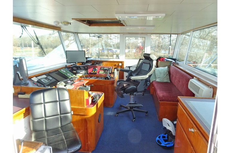 Hotel / Passenger ship 120 pax