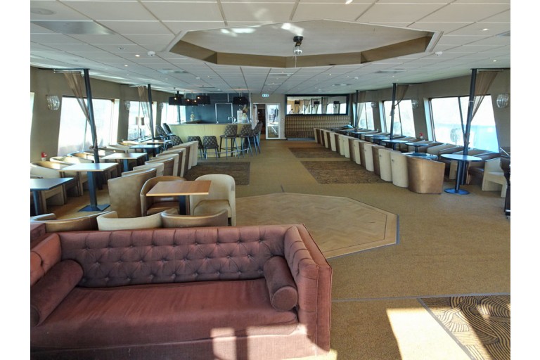 Hotel / Passenger ship 120 pax