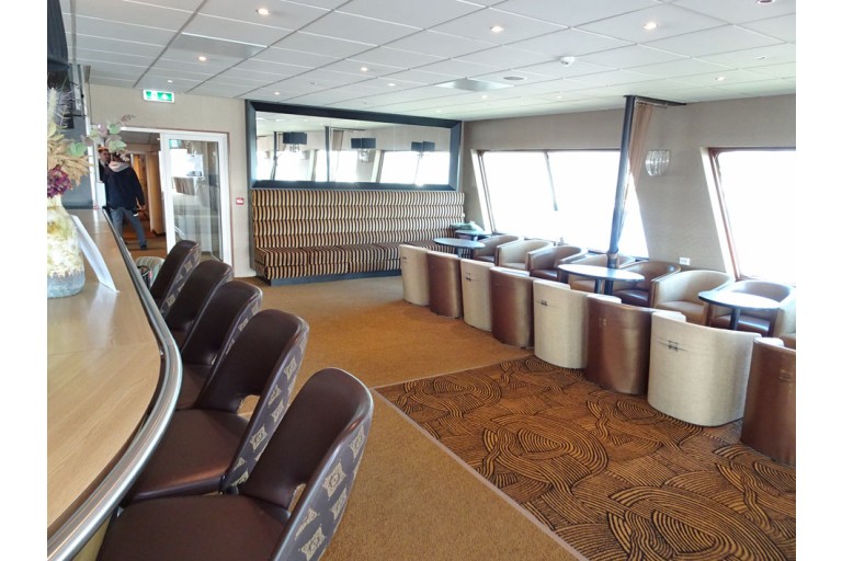 Hotel / Passenger ship 120 pax