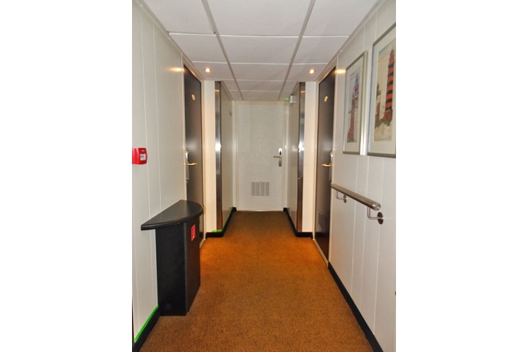 Hotel / Passenger ship 120 pax