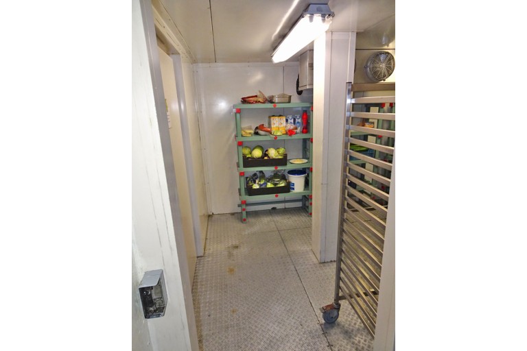 Hotel / Passenger ship 120 pax