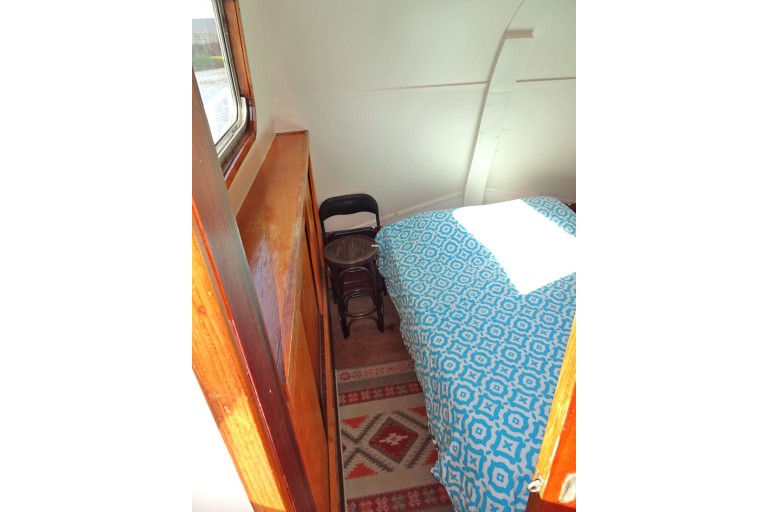 Motortjalk Dutch Barge 18.60