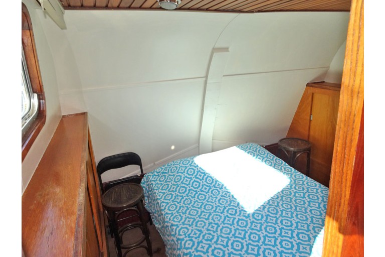 Motortjalk Dutch Barge 18.60