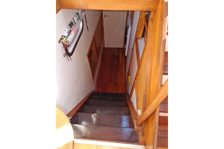 Motortjalk Dutch Barge 18.60