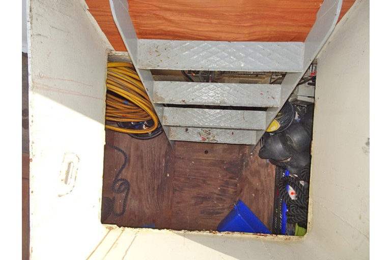 Motortjalk Dutch Barge 18.60