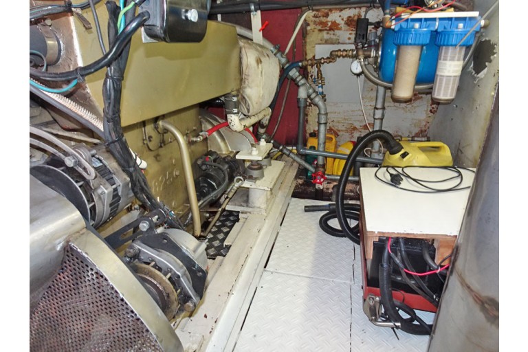 Motortjalk Dutch Barge 18.60