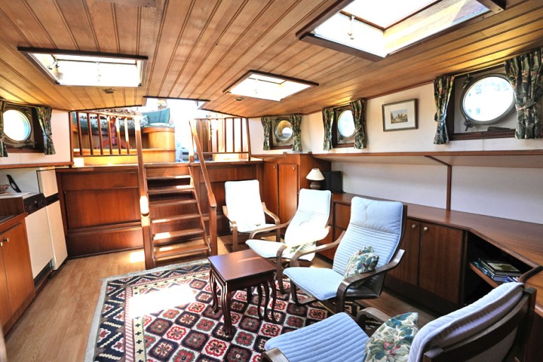 Motortjalk Dutch Barge 22.25, ES-TRIN certified