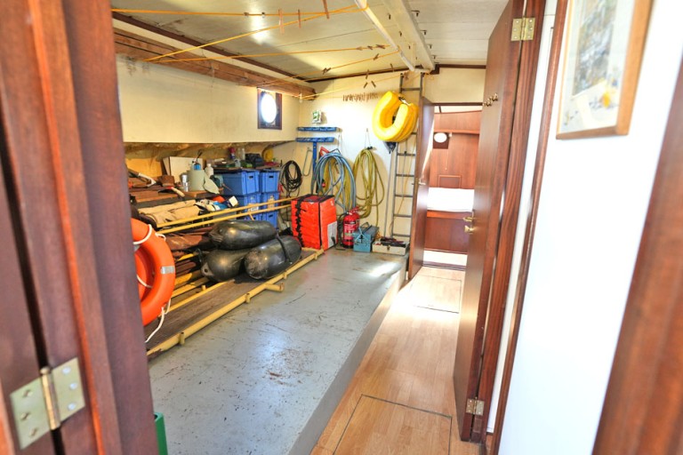 Motortjalk Dutch Barge 22.25, ES-TRIN certified