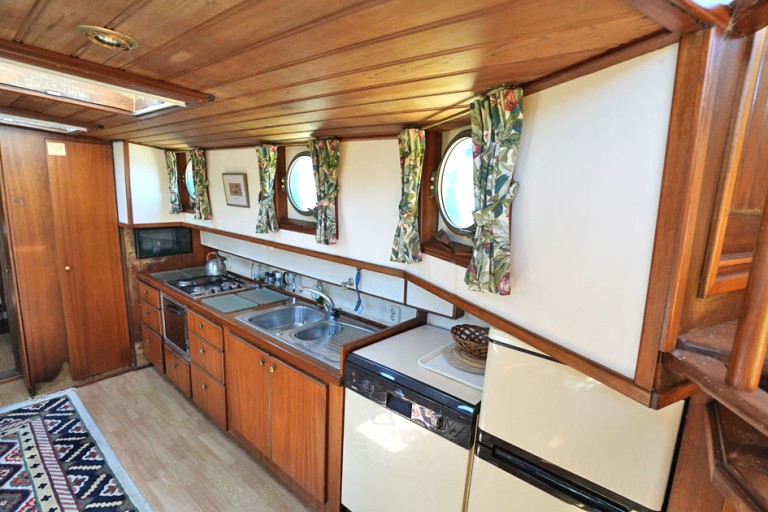 Motortjalk Dutch Barge 22.25, ES-TRIN certified