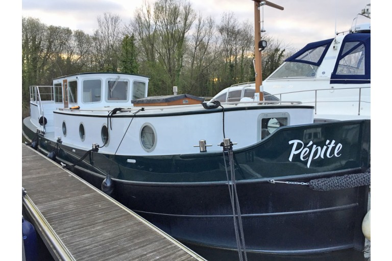Piper Luxemotor 49L