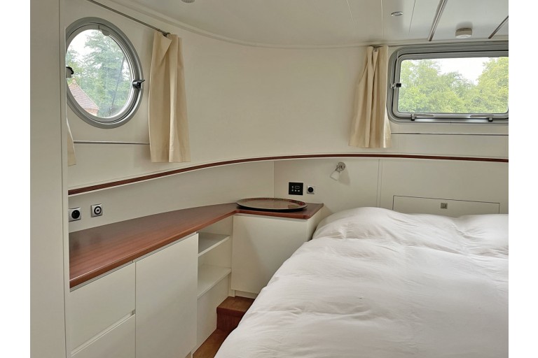 Piper Luxemotor 49L