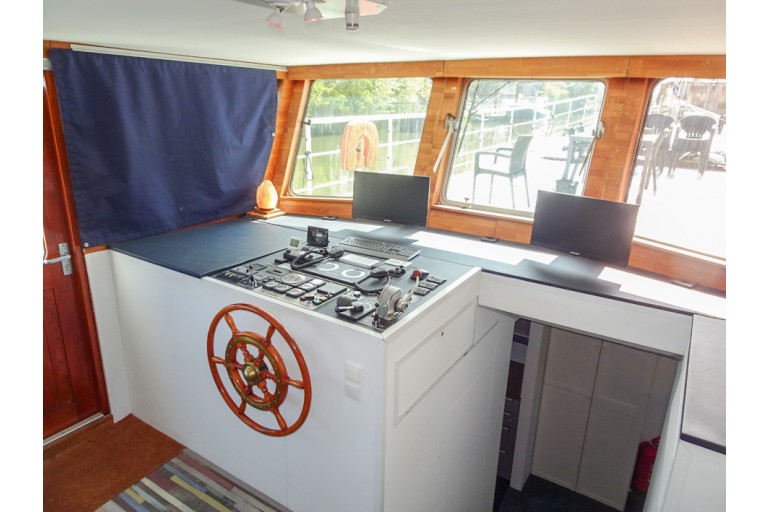 Varend Woonschip 31.28 met UBC