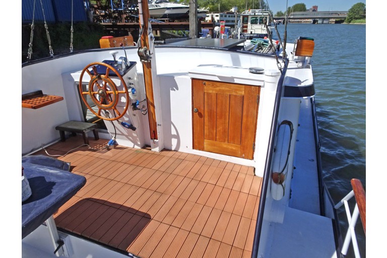 Dutch Barge 13.65