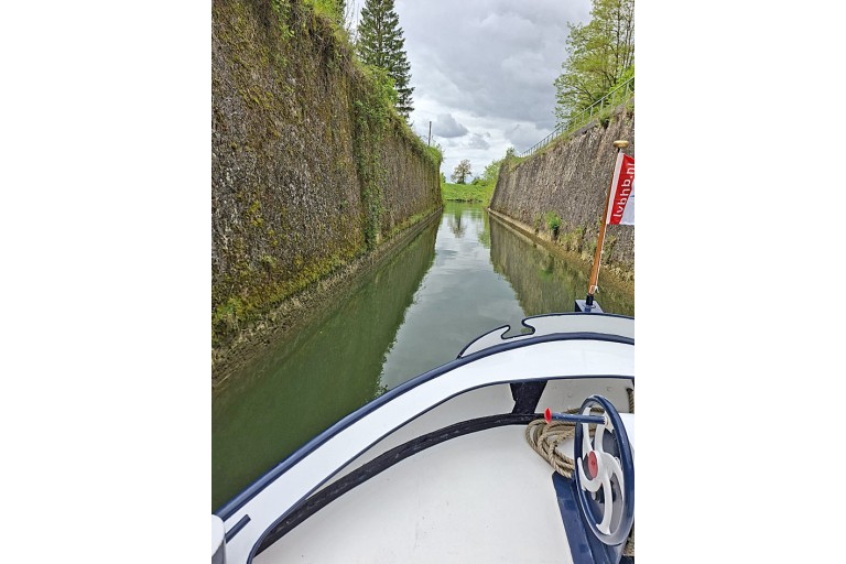 Dutch Barge 13.65