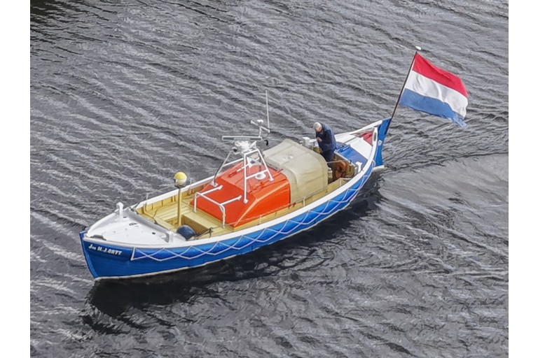 Voormalig Strand reddingboot 10.32