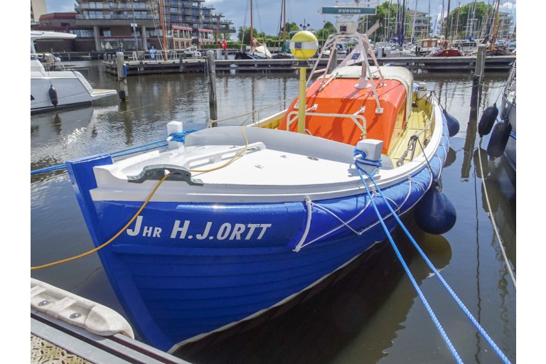 Voormalig Strand reddingboot 10.32