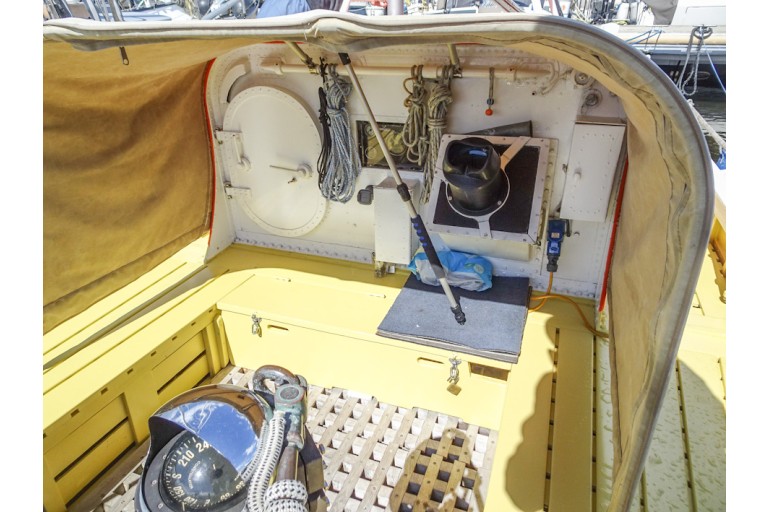 Voormalig Strand reddingboot 10.32