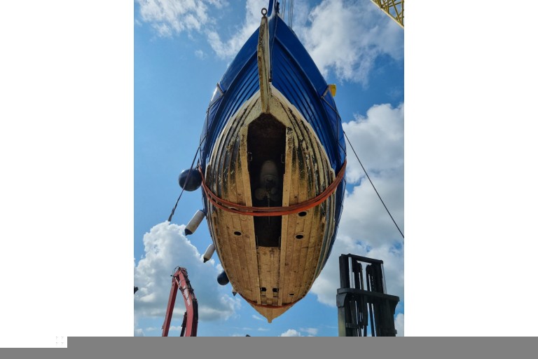 Voormalig Strand reddingboot 10.32