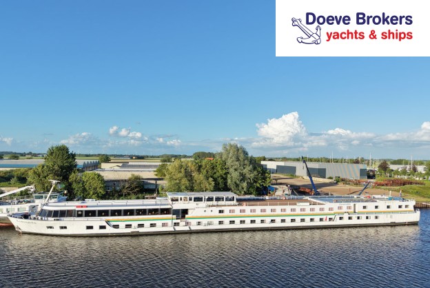 Hotel / Passenger ship 128 pax