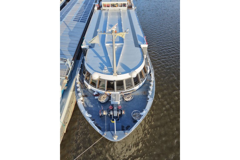 Hotel / Passenger ship 128 pax