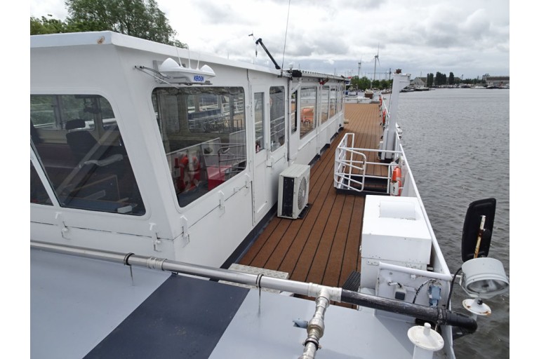 Hotel / Passenger ship 128 pax