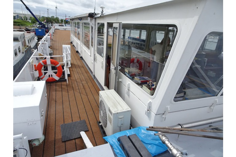 Hotel / Passenger ship 128 pax