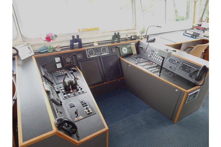 Hotel / Passenger ship 128 pax