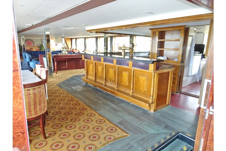Hotel / Passenger ship 128 pax