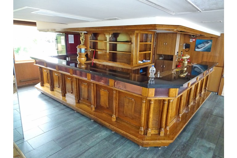 Hotel / Passenger ship 128 pax