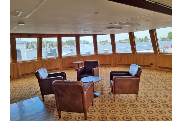Hotel / Passenger ship 128 pax