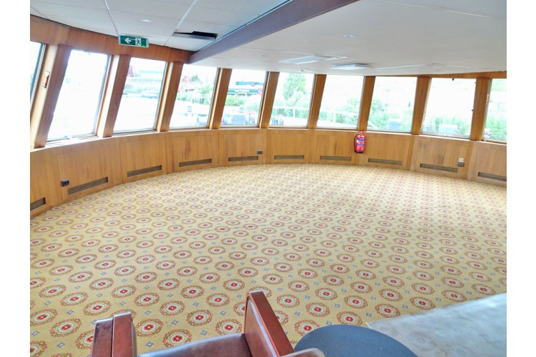 Hotel / Passenger ship 128 pax