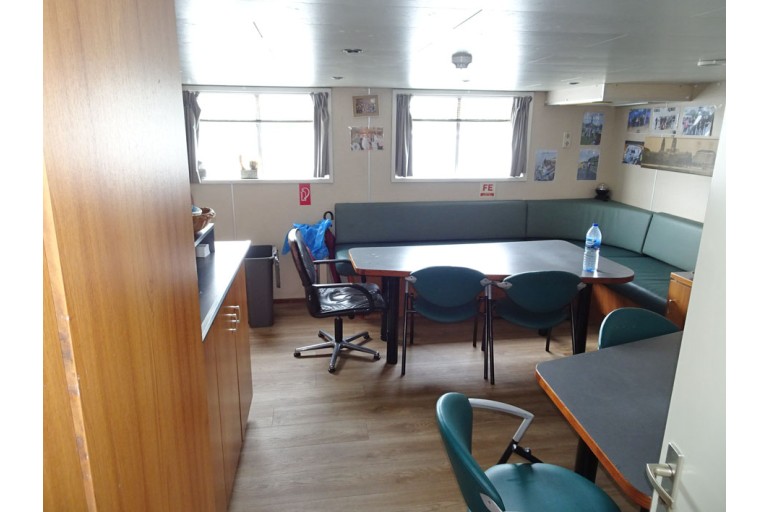 Hotel / Passenger ship 128 pax