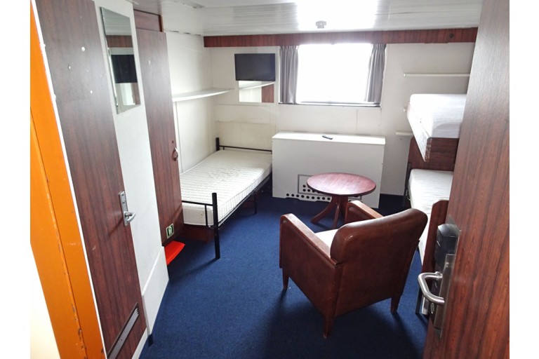 Hotel / Passenger ship 128 pax