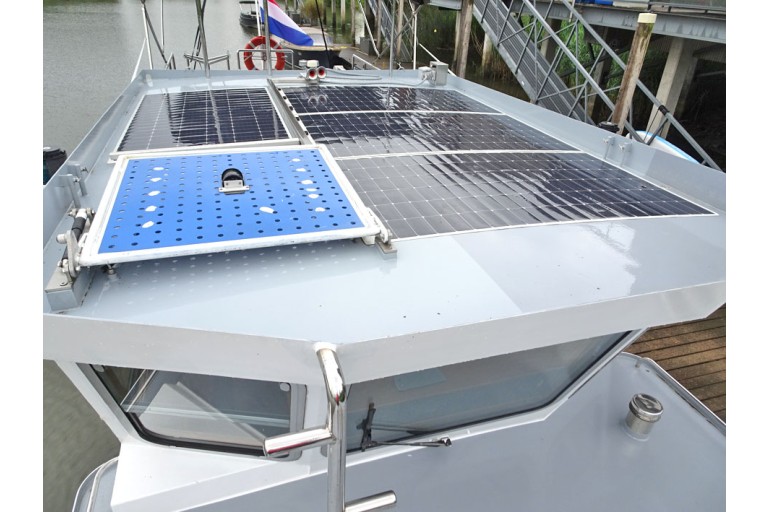 Luxury Liveaboard, Rhine certified