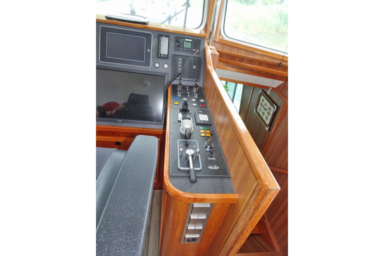 Luxury Liveaboard, Rhine certified