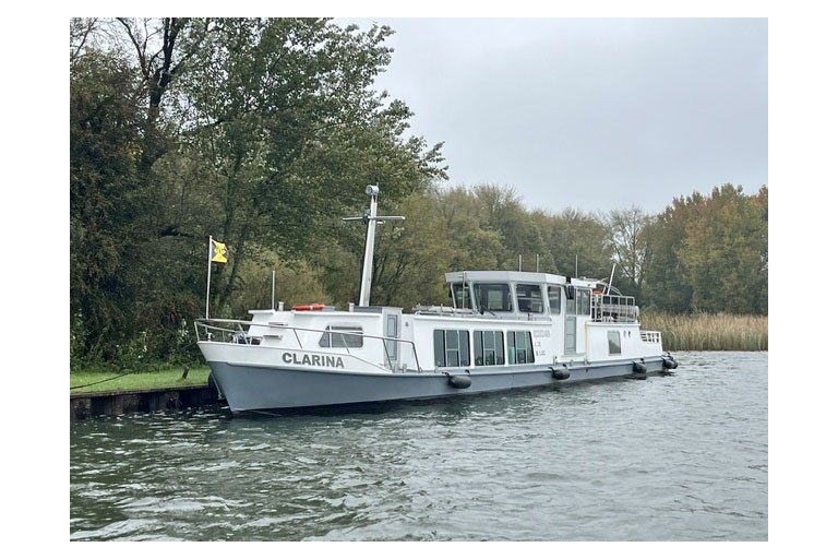 Luxury Liveaboard, Rhine certified