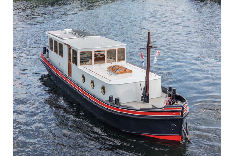 Luxe Motor 16.20 Deckhouse