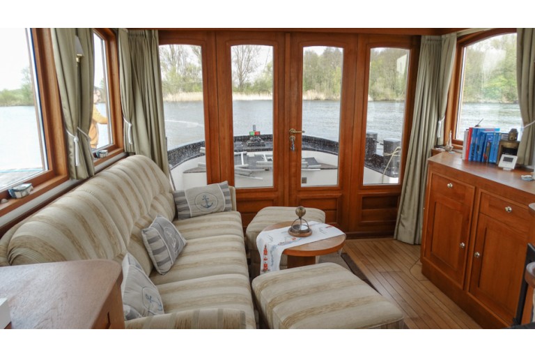 Luxe Motor 16.20 Deckhouse