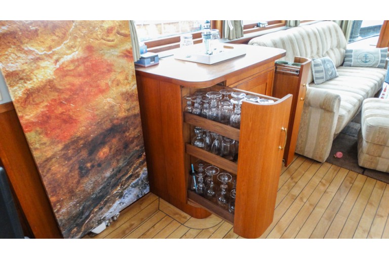Luxe Motor 16.20 Deckhouse
