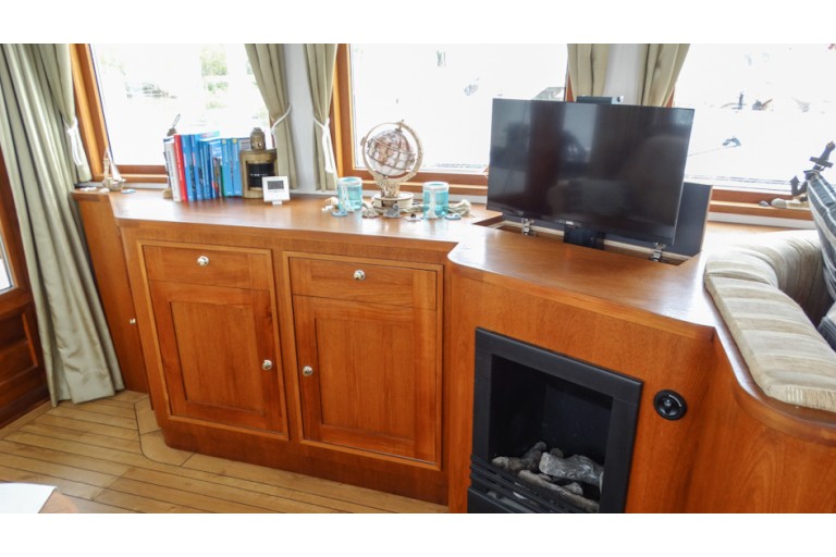 Luxe Motor 16.20 Deckhouse