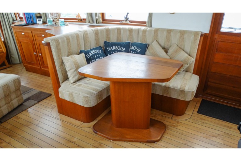 Luxe Motor 16.20 Deckhouse