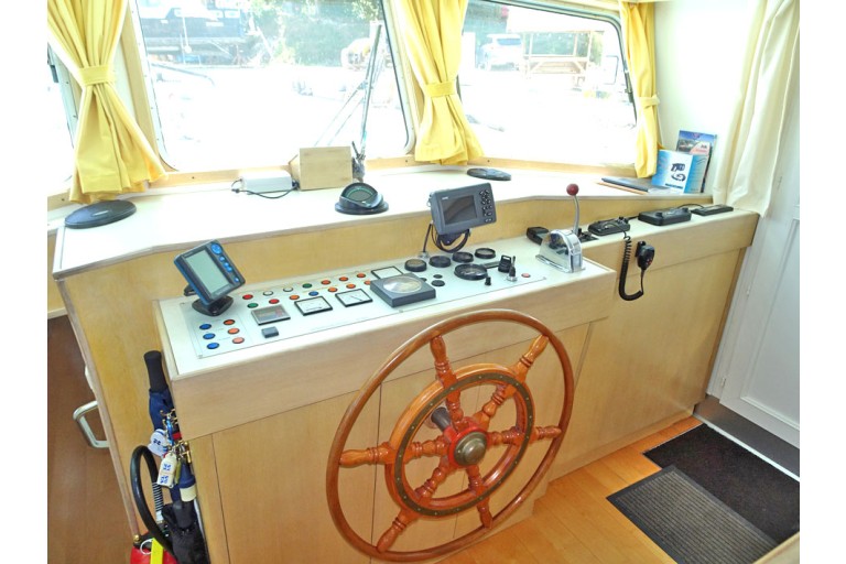 Luxe Motor Dutch Barge 21.08, ES-TRIN certified