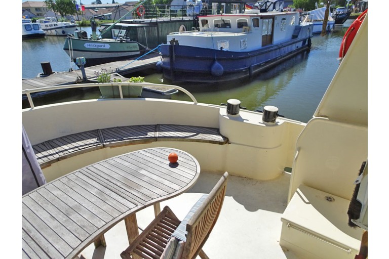 Luxe Motor 24.00,  ES-TRIN Rhine certified