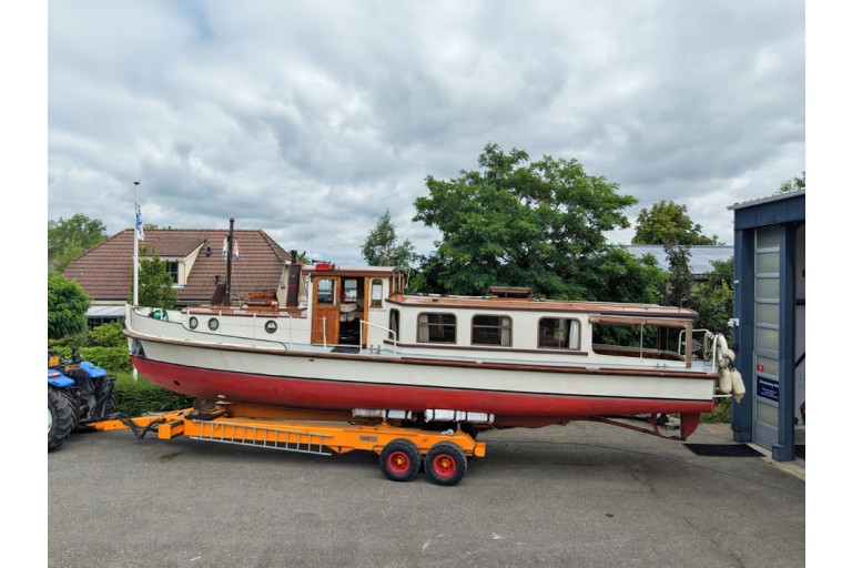 Classic Motor Yacht 13.80, ex Barkasse
