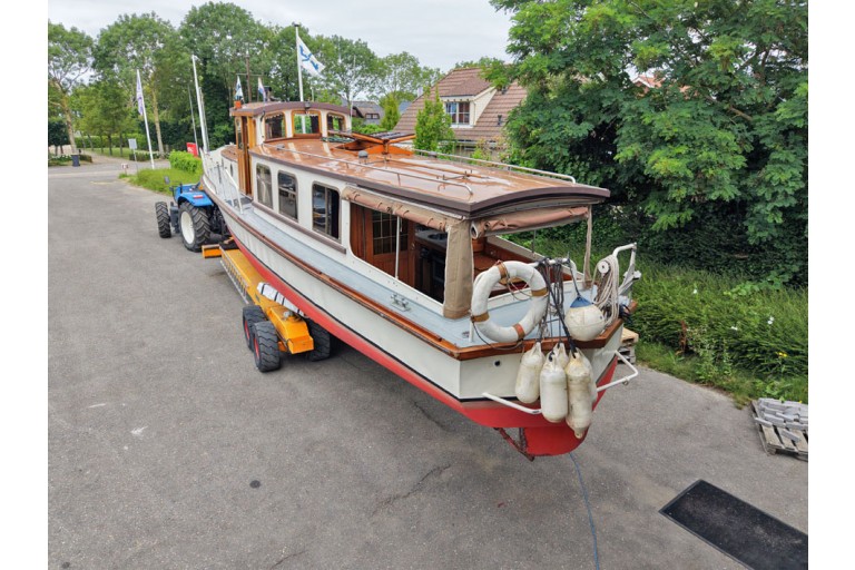Classic Motor Yacht 13.80, ex Barkasse