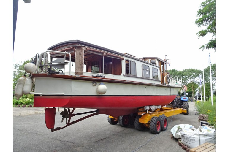 Classic Motor Yacht 13.80, ex Barkasse
