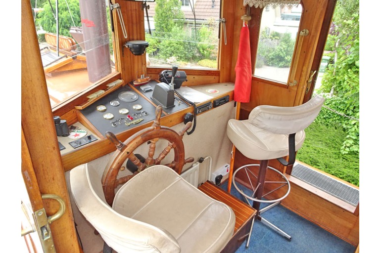 Classic Motor Yacht 13.80, ex Barkasse